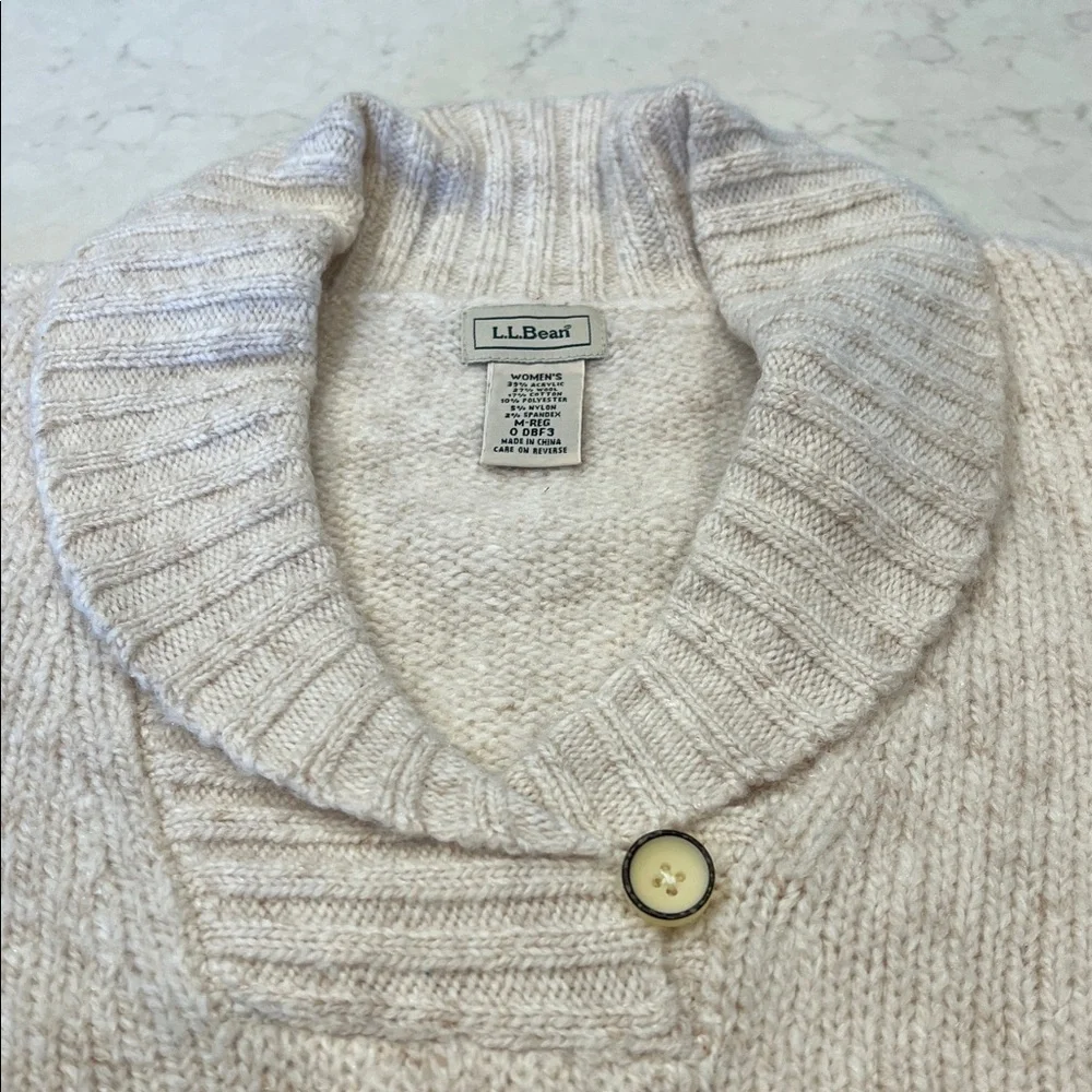 L.L. Bean Women's Soft Beige Shawl Neck Sweater‎ Size Medium